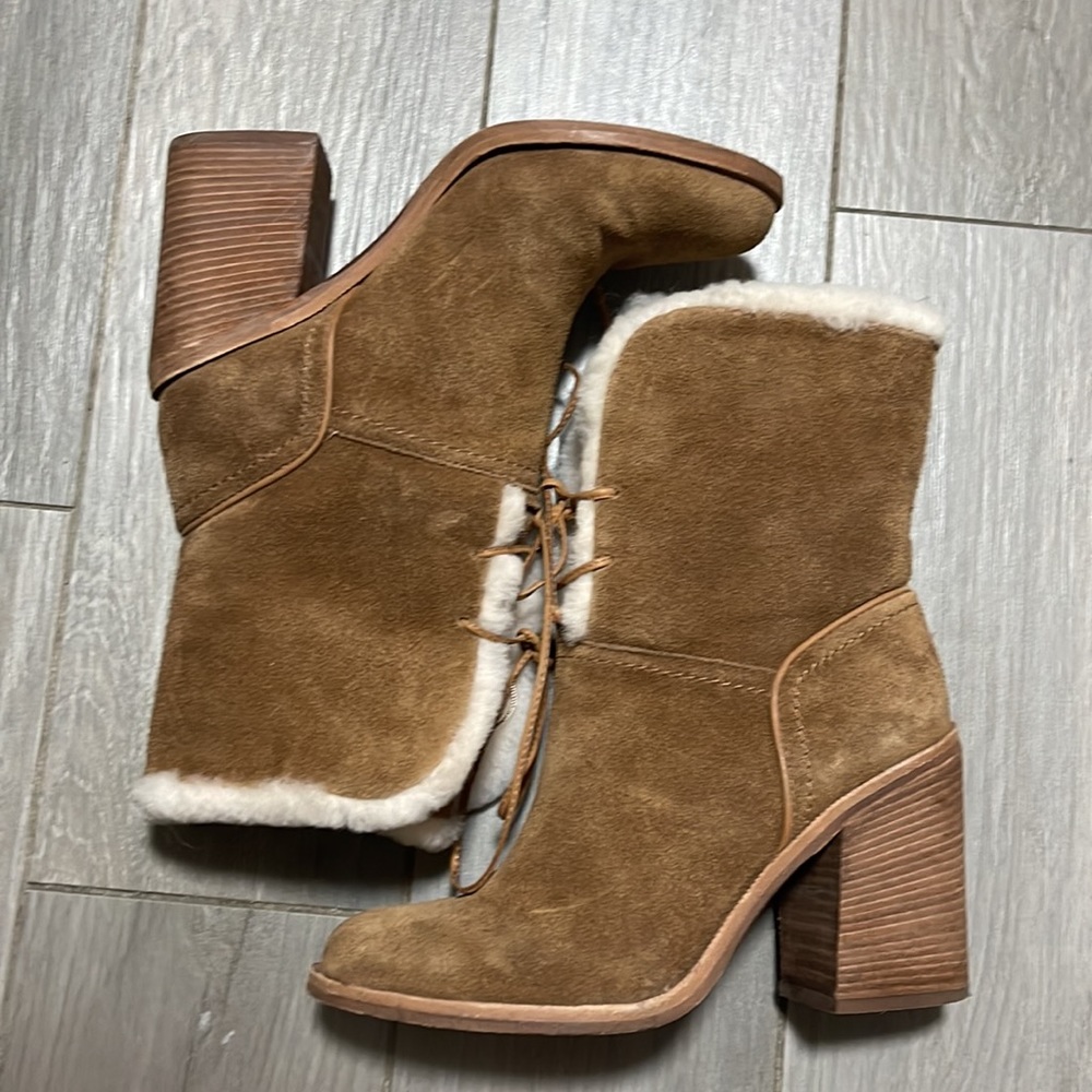 Ugg Jerene Boot Booties - Picture 4 of 6